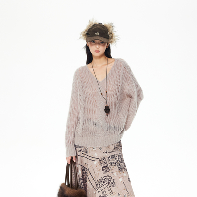 REVAN芮范设计师款轻盈透感项链装饰毛衫RL90601437