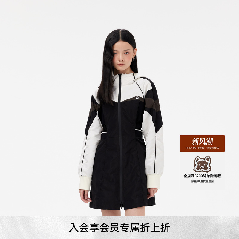 REVAN芮范新品设计师款甜酷运动风拼接连衣裙RM11101130