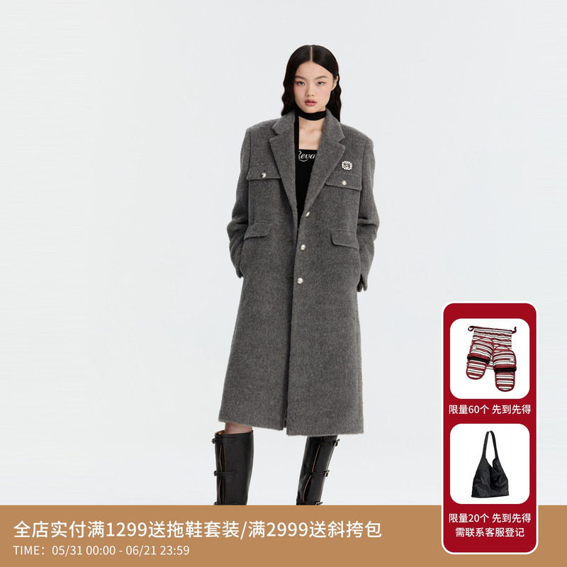 REVAN芮范设计师款质感深花灰胸针长大衣RM90303104