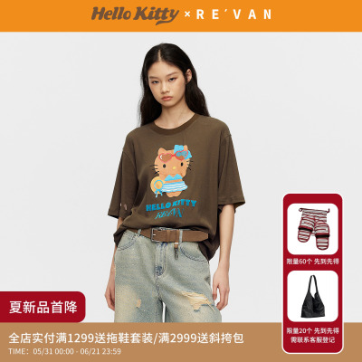 REVAN芮范黑皮HelloKitty松弛感中性复古橄榄绿T恤RK31001530