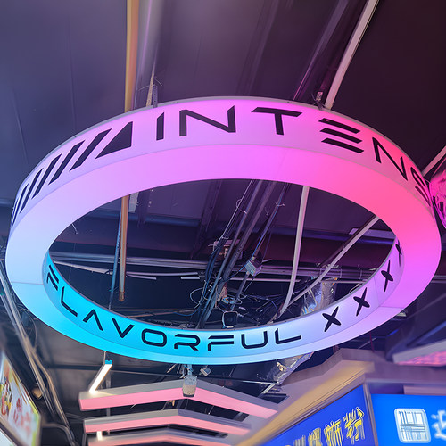 悬挂亚克力3D幻彩圆环广告牌灯箱