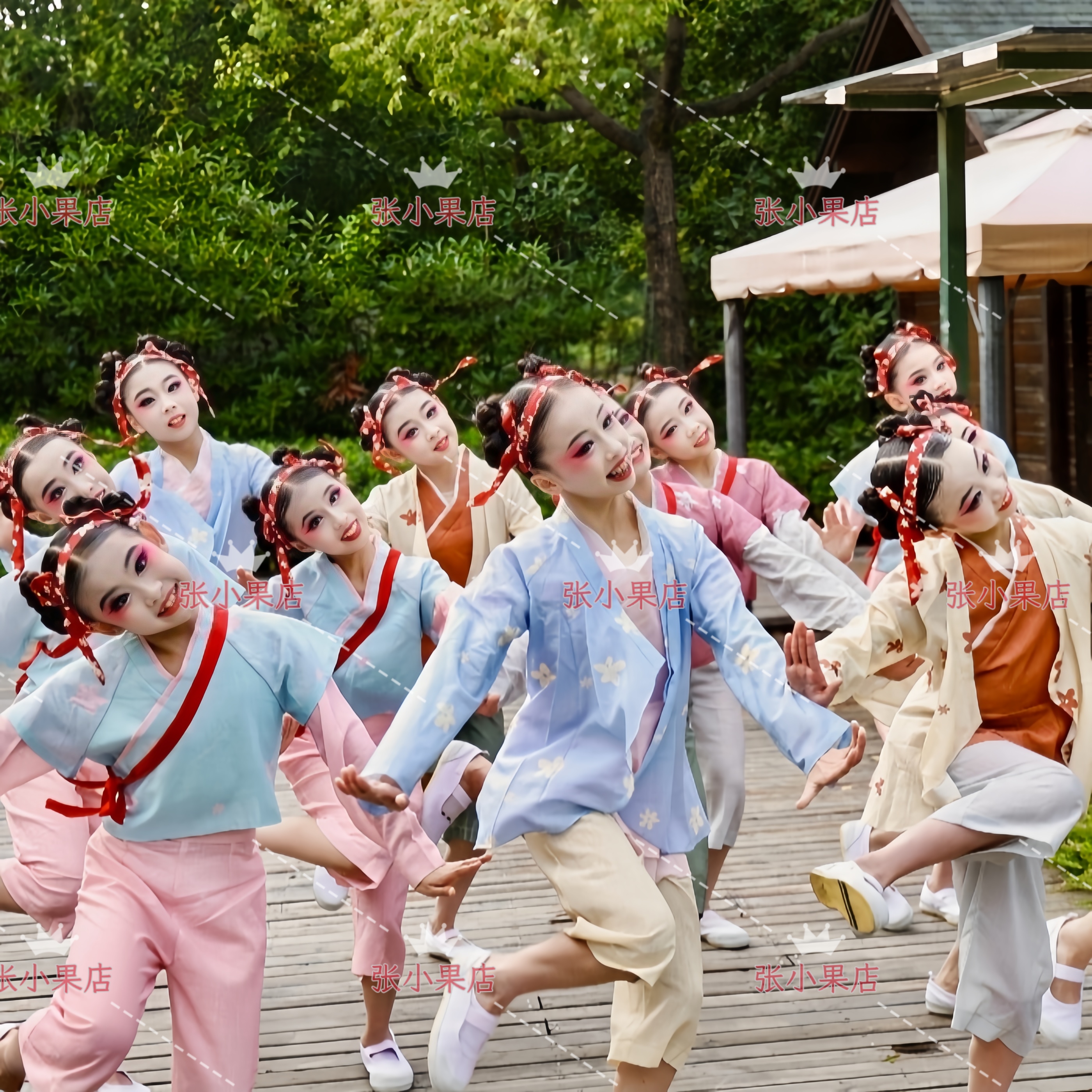 小荷风采稚子元夕乐表演演出服