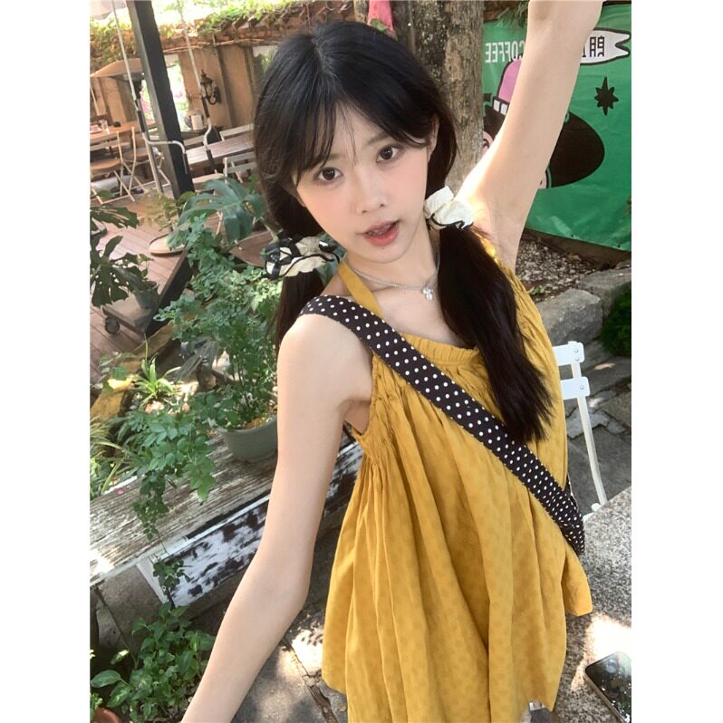多巴胺黄色宽松挂脖吊带无袖背心夏季新款甜美独特别致百搭上衣潮