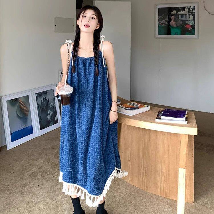俏皮活泼下摆流苏高级感吊带连衣裙女夏季设计感宽松显瘦中长裙子