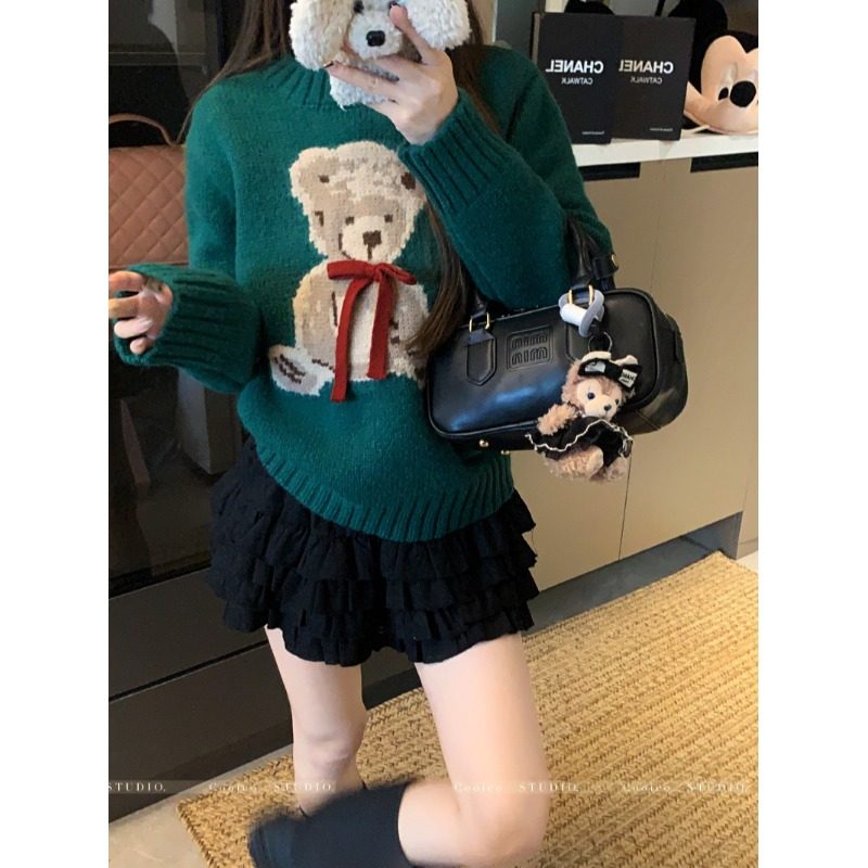 圣诞红小熊蝴蝶结显瘦毛衣女