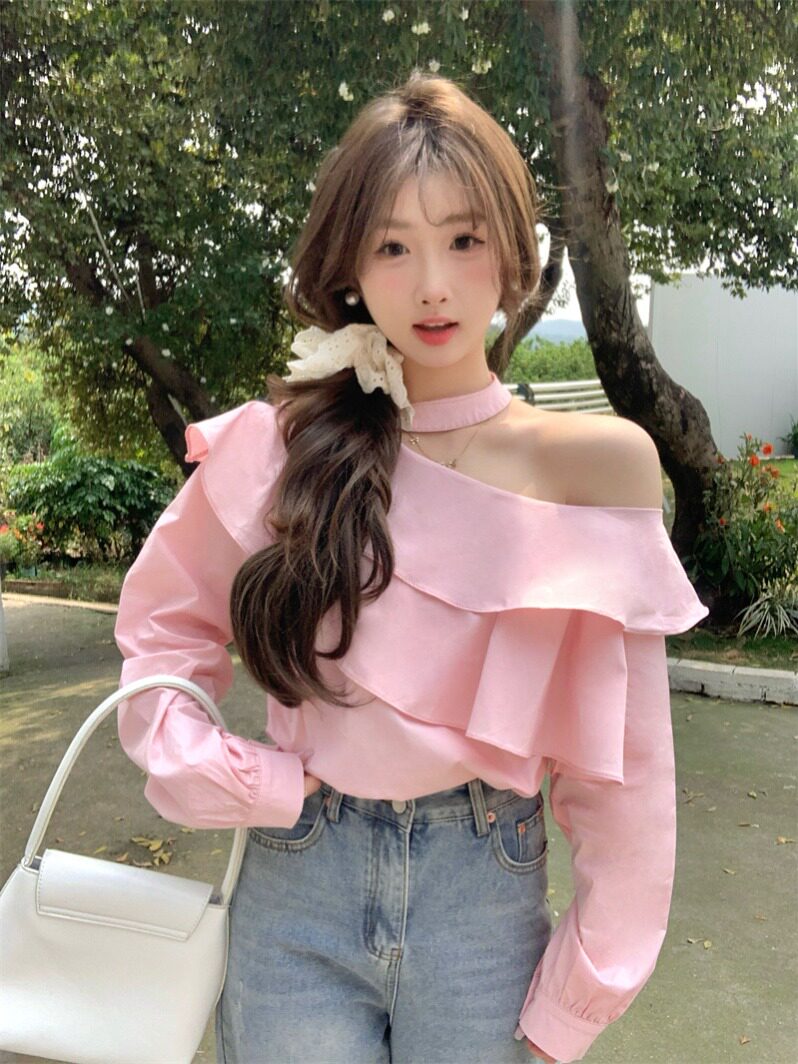 奶黄色露肩长袖衬衫女春季法式设计感荷叶边挂脖衬衣别致绝美上衣