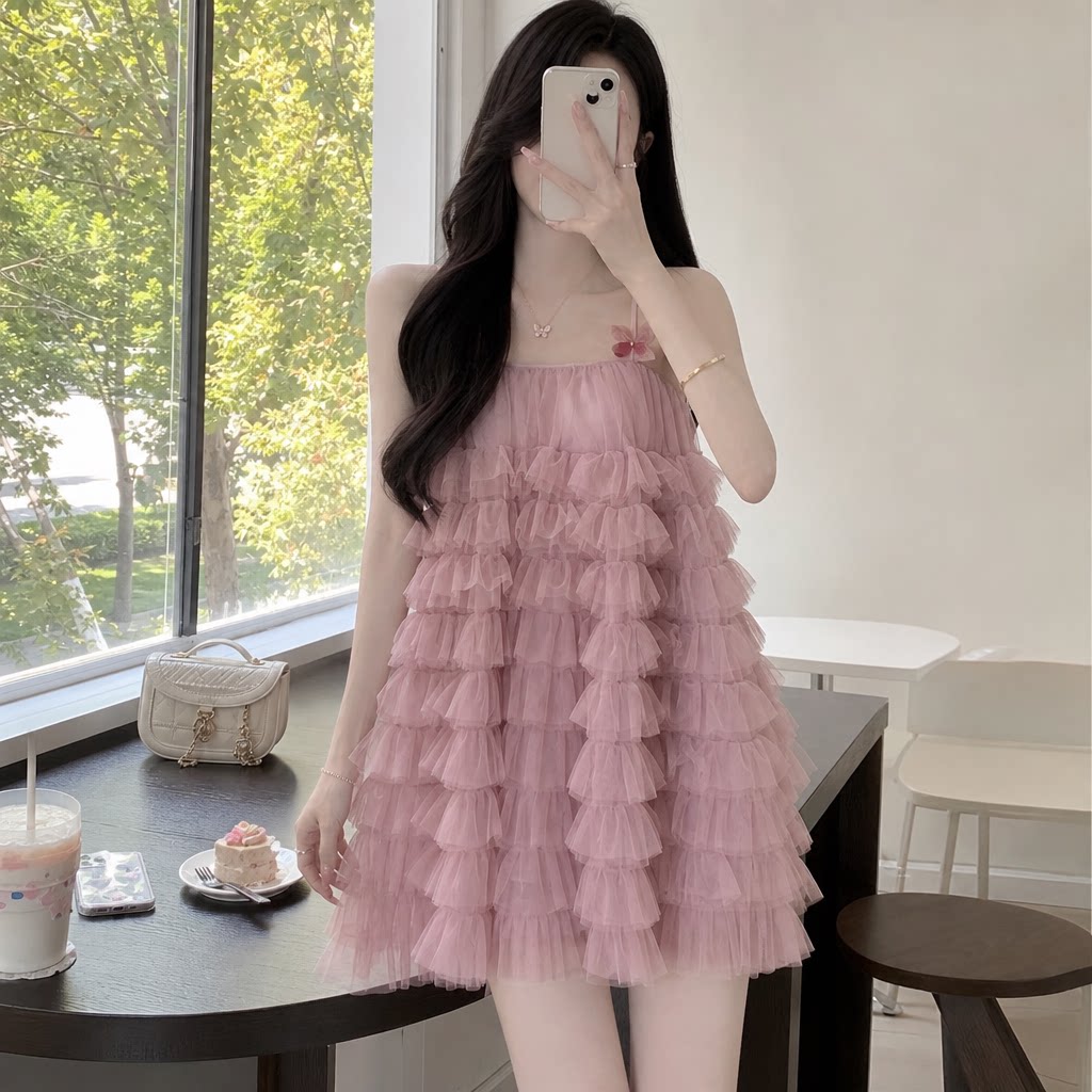 夏季吊带网纱蛋糕蓬蓬度假连衣裙