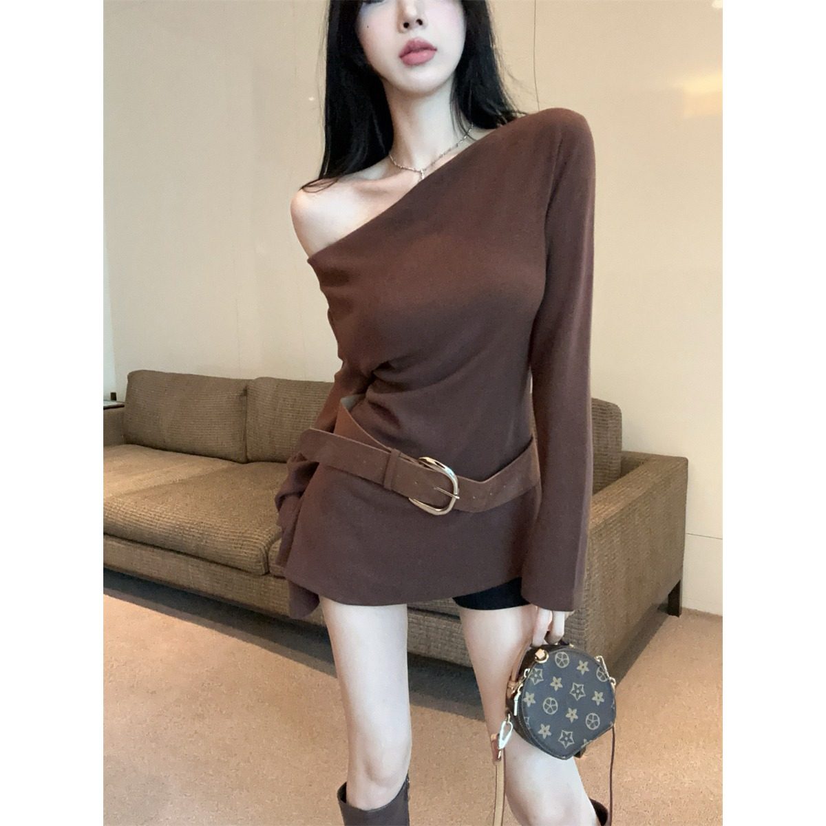 2026新款纯欲甜辣一字领露肩修身长袖T恤腰带上衣中长款裙子,女装/女士精品,连衣裙,淘宝优惠券,粉丝福利购,淘宝优惠卷