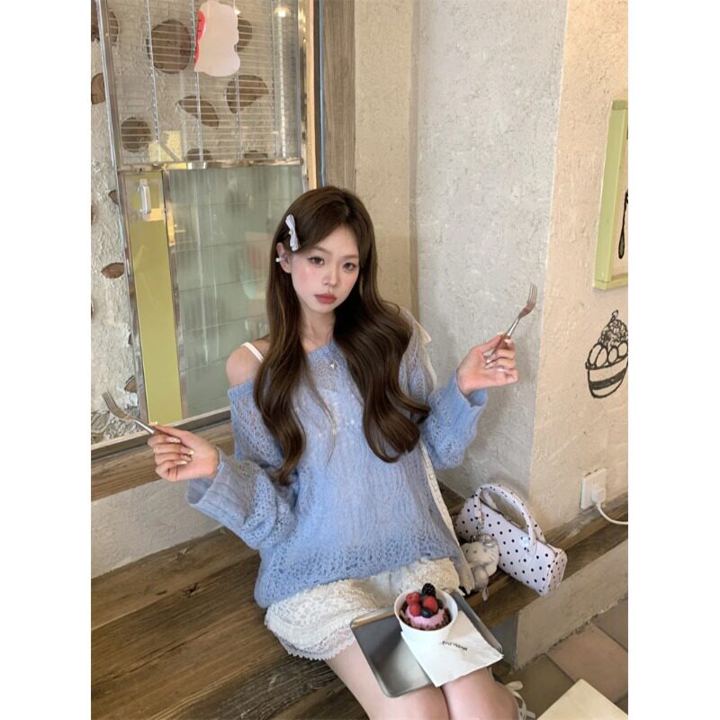 温柔风蓝色镂空圆领针织衫女