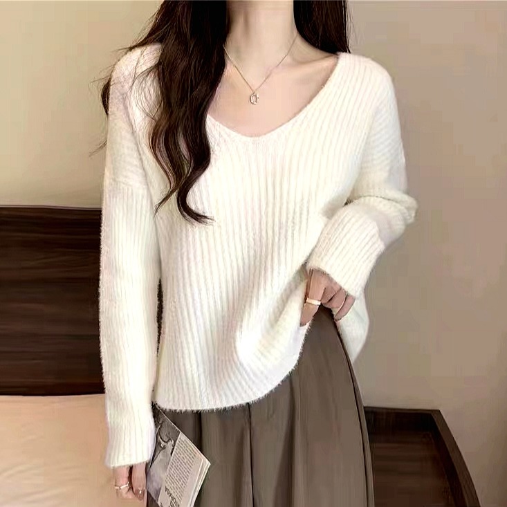 港味水貂绒v领绿色毛衣