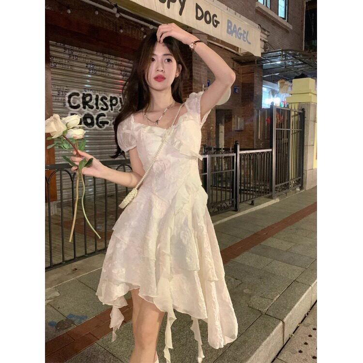 法式初恋仙女不规则白色公主连衣裙女夏季新款收腰海边度假短裙子