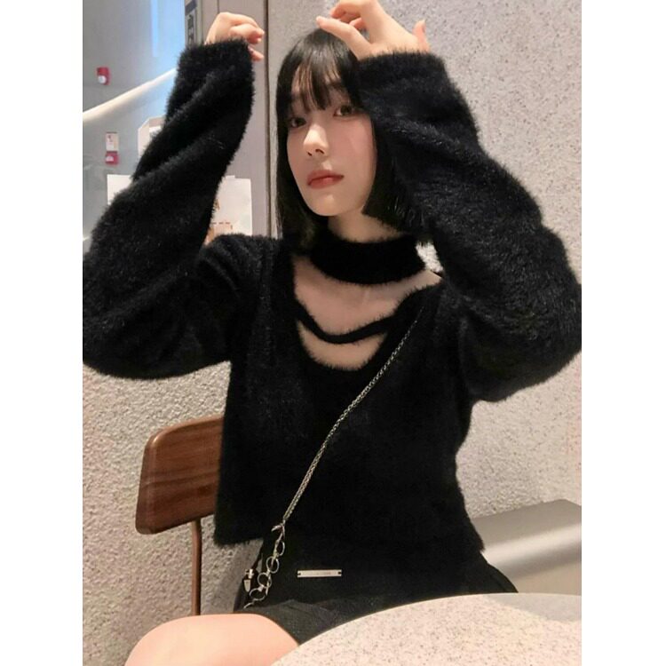 黑色v领挂脖仿水貂绒毛衣针织衫女冬季设计感独特别致短款上衣服