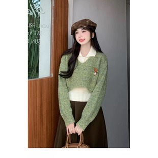 甜美学院风绿色v领长袖针织毛衣+POLO领背心+咖色裙子秋冬三件套