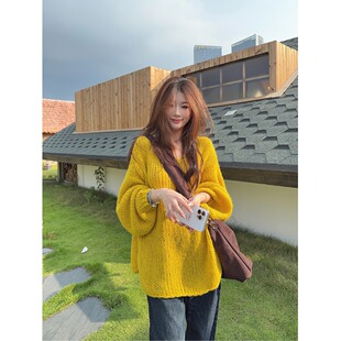 韩系早秋氛围感慵懒风穿搭2025新款新品镂空黄色针织衫毛衣上衣女
