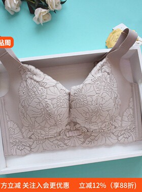 大码无钢圈聚拢上托调整收副乳无痕文胸CD杯薄款全包大罩杯女内衣