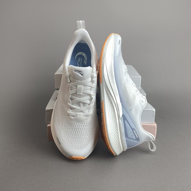 安踏氢跑7男跑鞋轻质透气COOL新款6缓震运动休闲鞋正品112525541