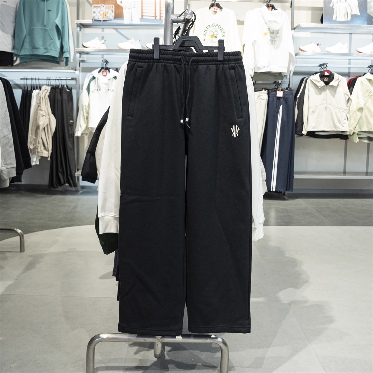 安踏凯里欧文系列加绒运动长裤男美式2休闲宽松卫裤子172541309N