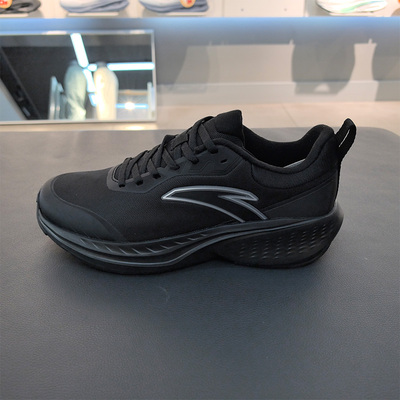 安踏跑步鞋男云途2025秋冬新品革面8运动休闲通勤鞋正品112545519