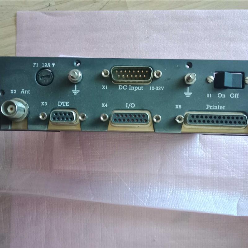 Thrane&Thrane泰纳TT37-106110/106138海事卫星终端出售实拍。议