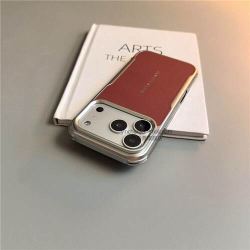 酒红刀锋磁吸适用苹果17手机壳16Pro半软15pro简约磨砂高级感iPhone15防摔14新款17pro全包16promax男女13