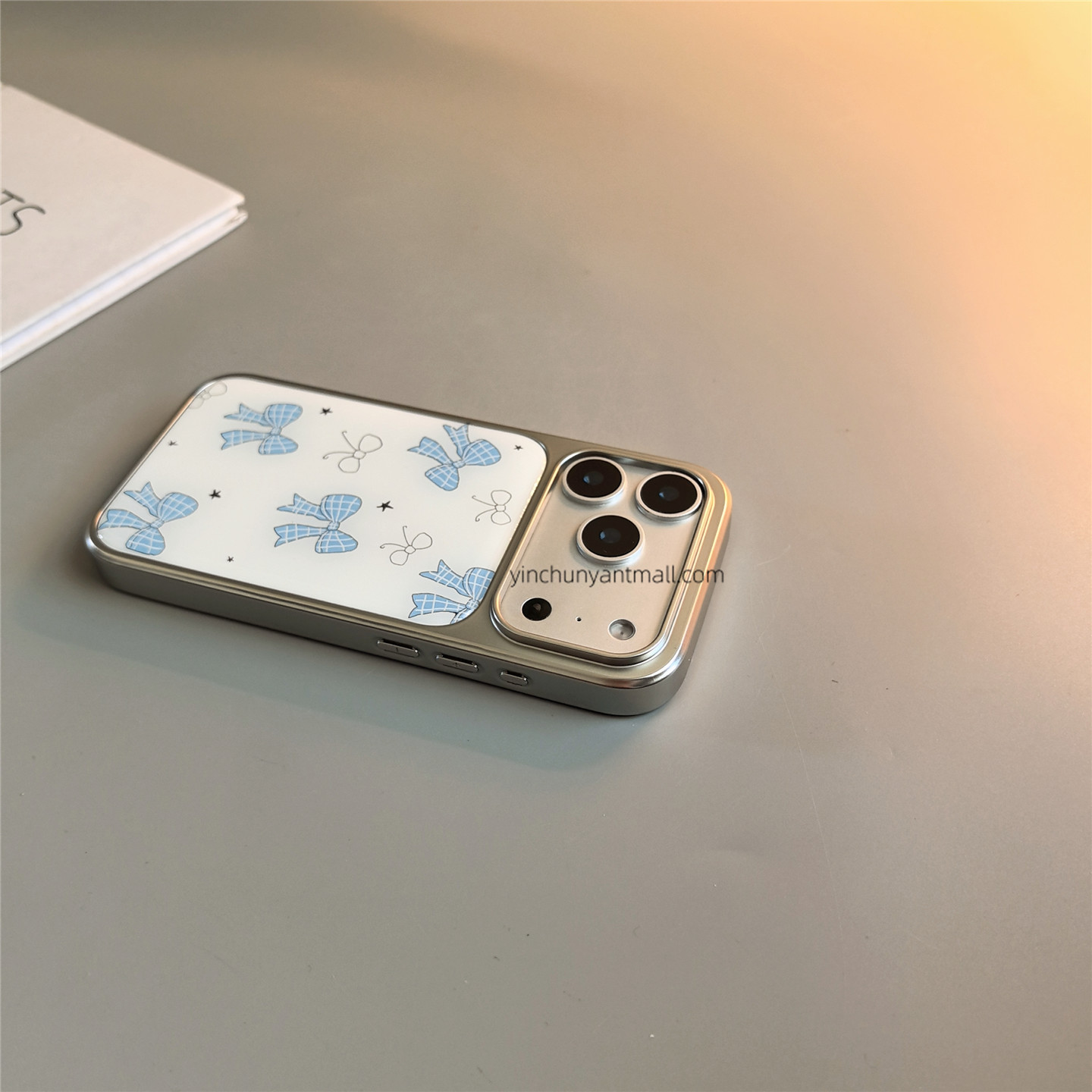 滴胶蓝色格子蝴蝶结适用苹果17手机壳17Promax硬壳15pro简约16卡通iPhone15防摔新款全包16pro女超好看