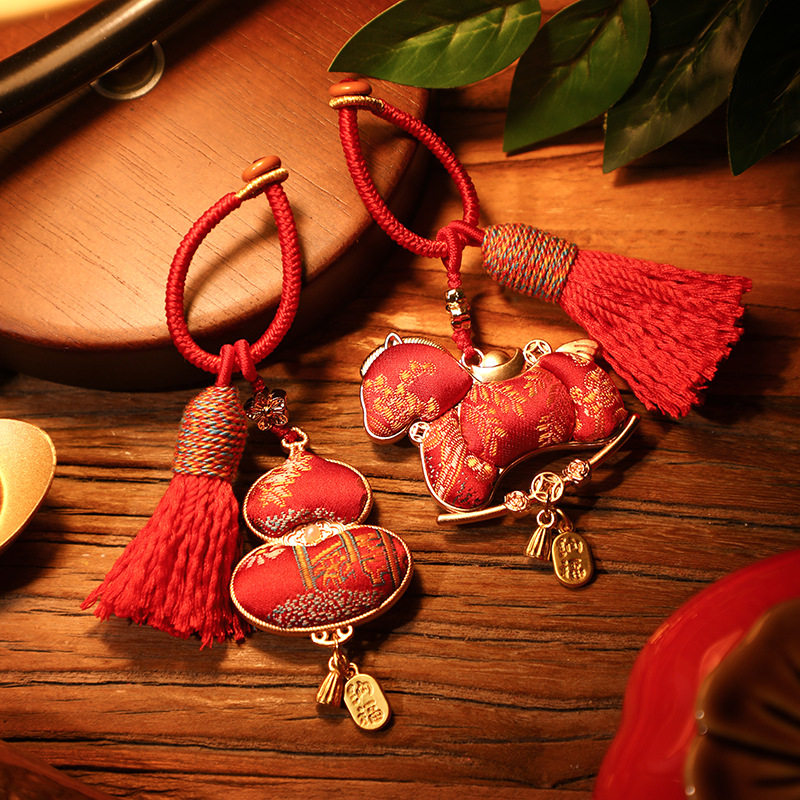2026马年新年宋锦手工成品挂饰饰品春节转运葫芦包挂流苏挂饰国风