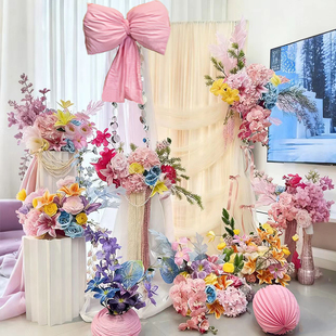 婚房布置装饰彩色喜字kt板多巴胺出嫁女方室内晨袍纱幔氛围背景墙