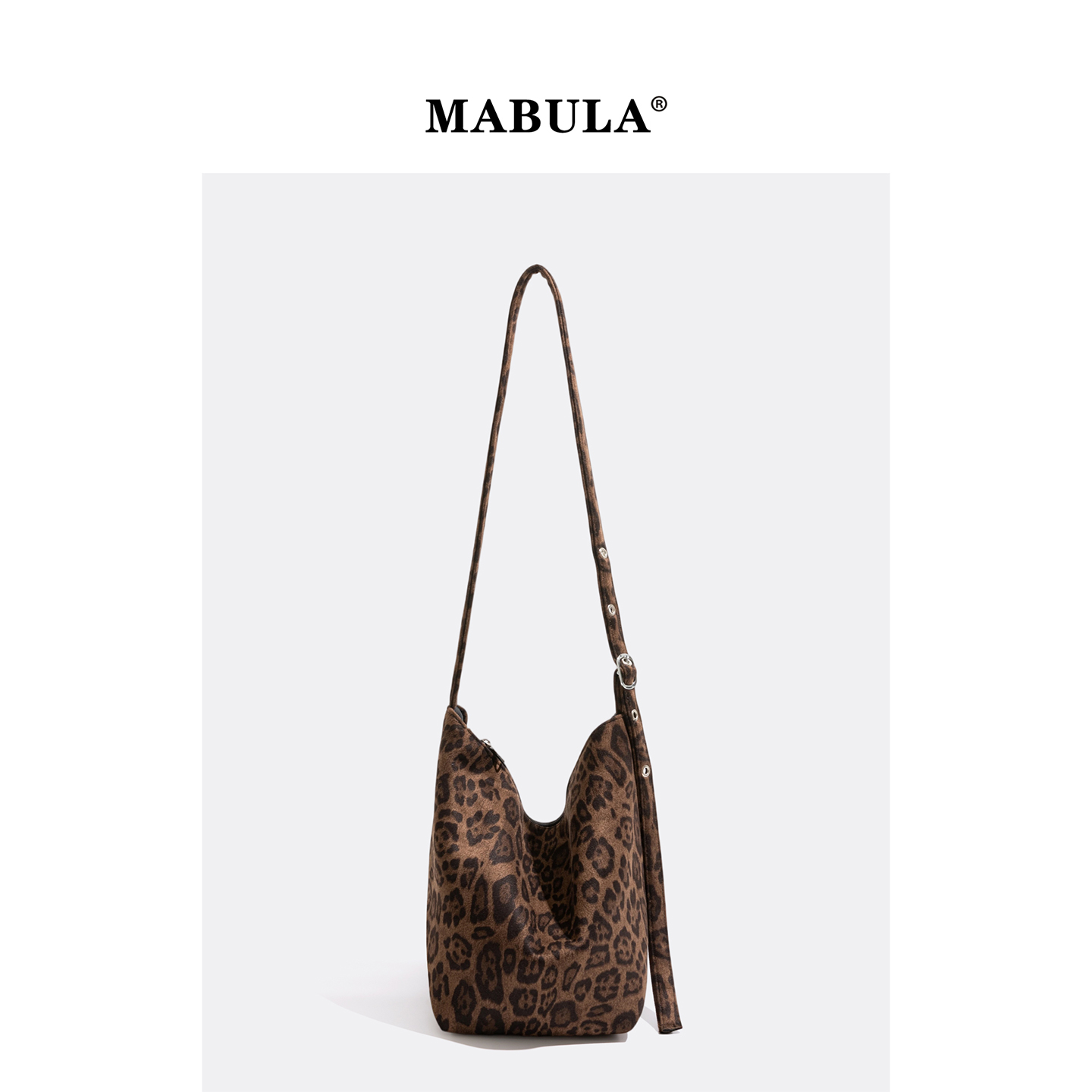 MABULA豹纹帆布包时尚女包2025新款秋冬水桶包高级感斜挎包手提包