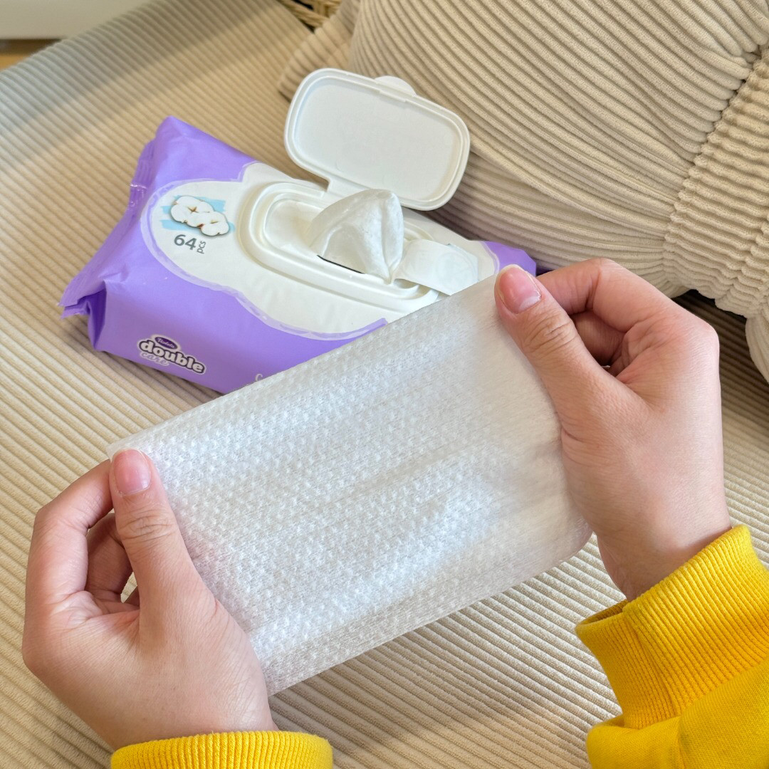 bi眼冲！Violeta多功能湿巾清新柔软不伤肤水润保湿64片/包