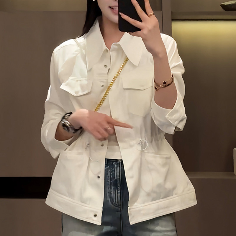 2026春秋流行白色短款工装休闲外套女装独特漂亮法式高级夹克上衣