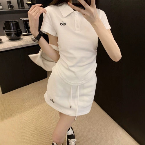 短袖t恤上衣半身短裙两件套