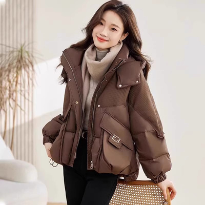 今年流行羽绒棉服女短款冬季