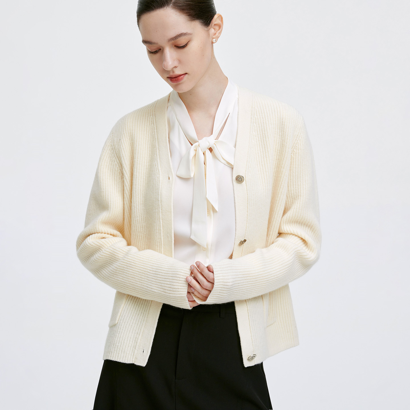 卓凡尼·华伦天奴全羊毛针织开衫