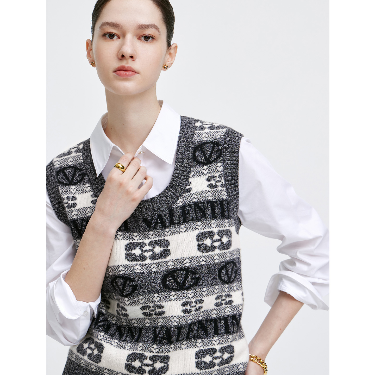 卓凡尼·华伦天奴全羊毛针织马甲