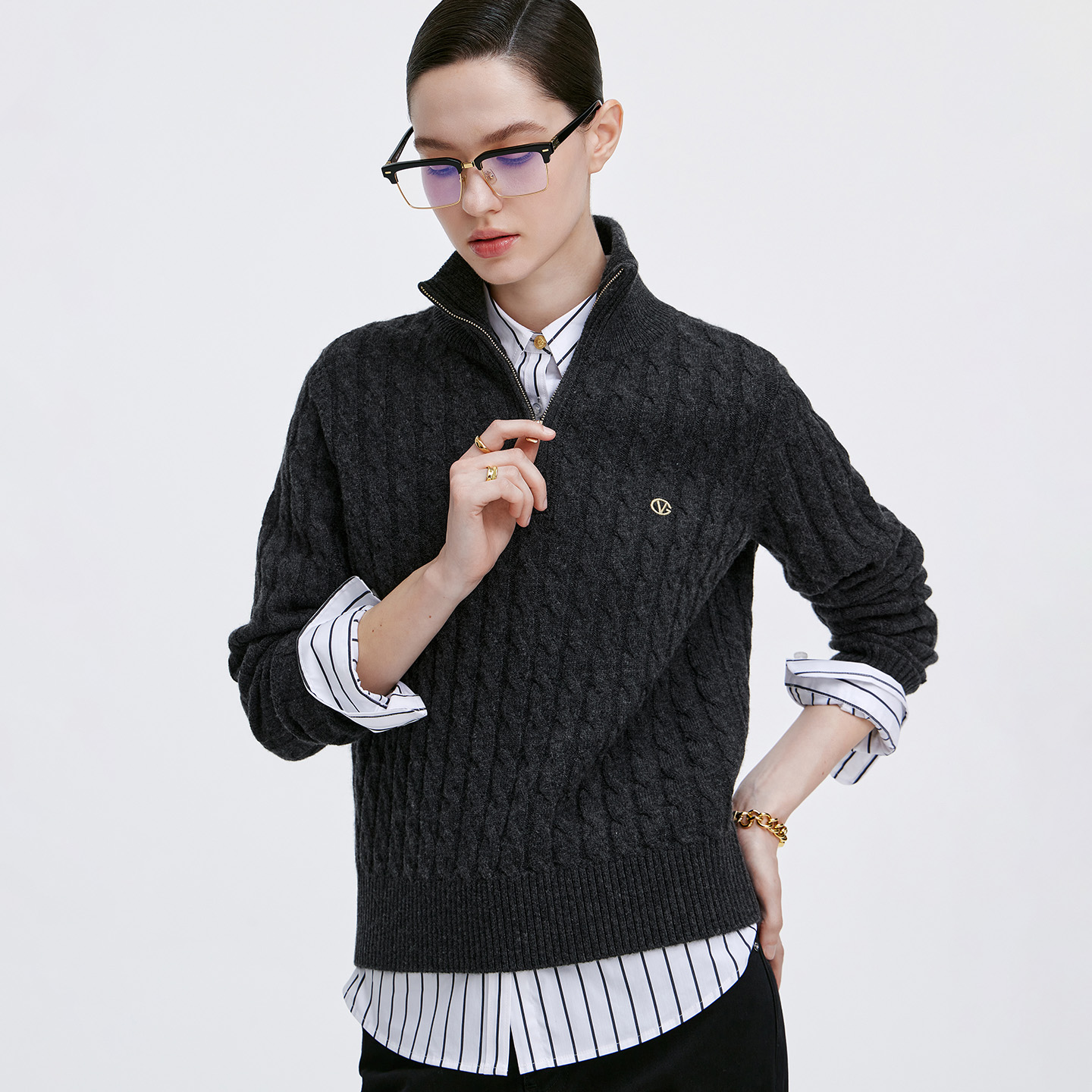 卓凡尼·华伦天奴绞花羊毛衫