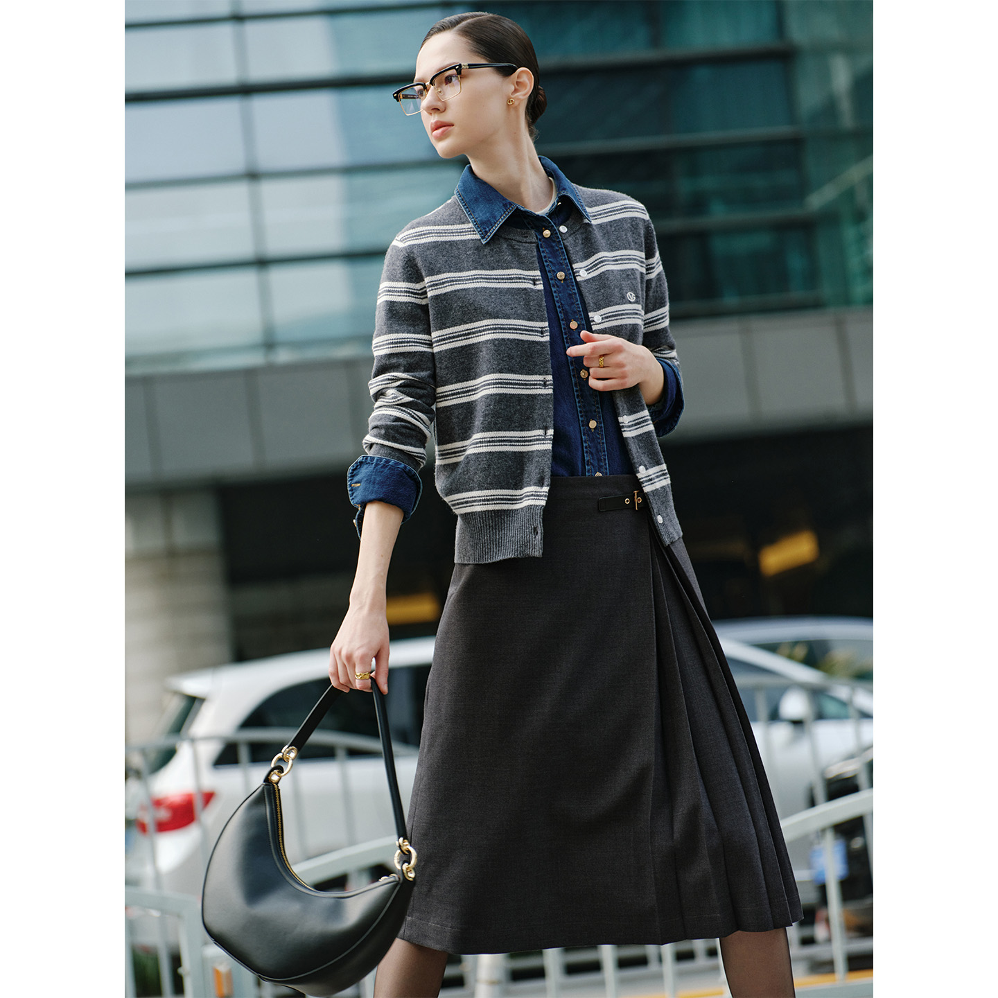 卓凡尼·华伦天奴条纹针织开衫