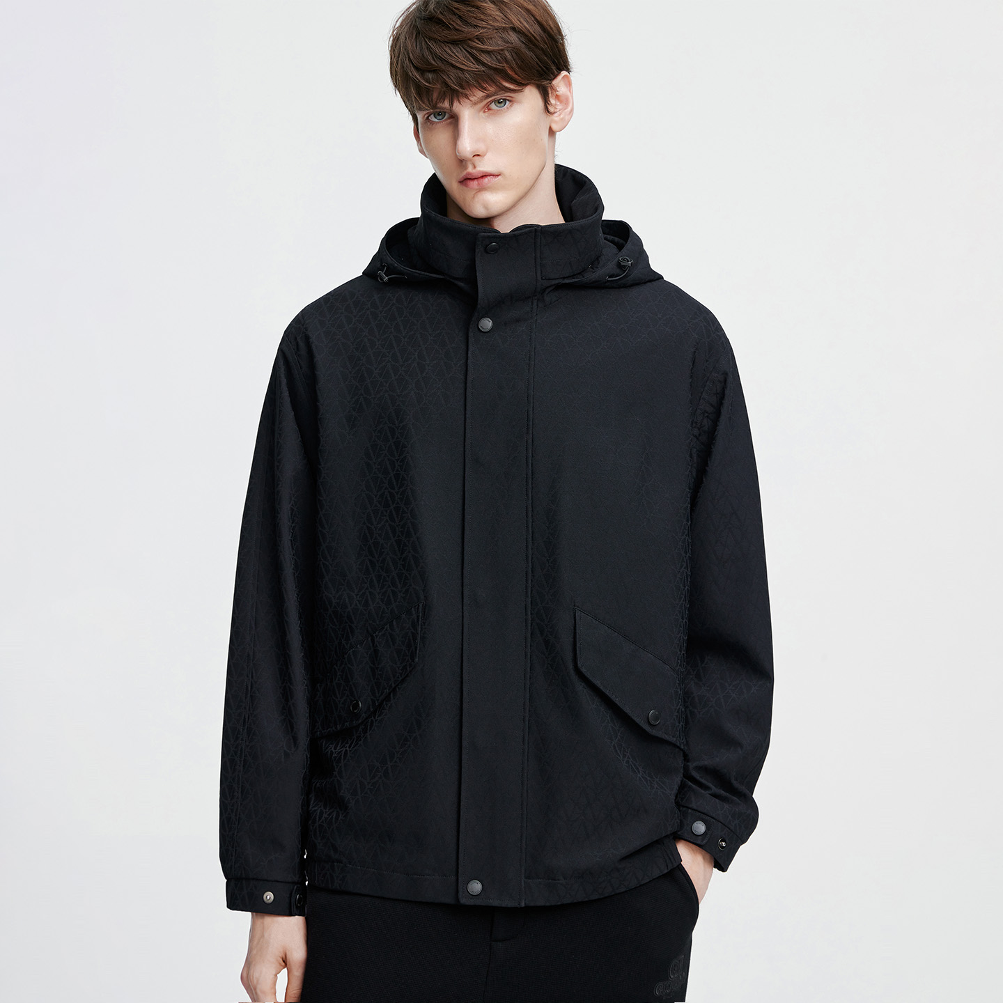 卓凡尼·华伦天奴连帽夹克外套