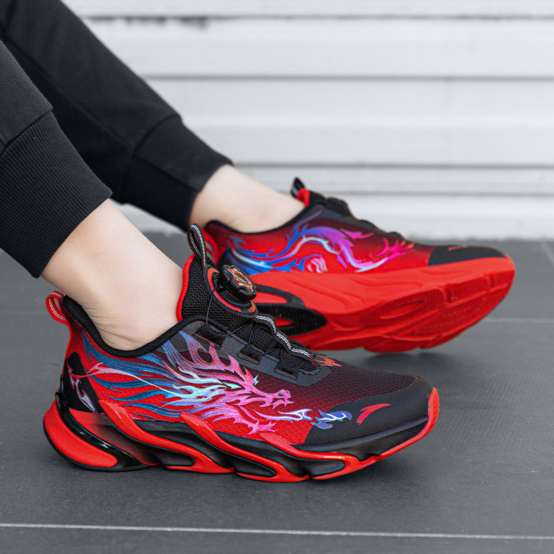 安踏跑步鞋赤焰儿童运动鞋