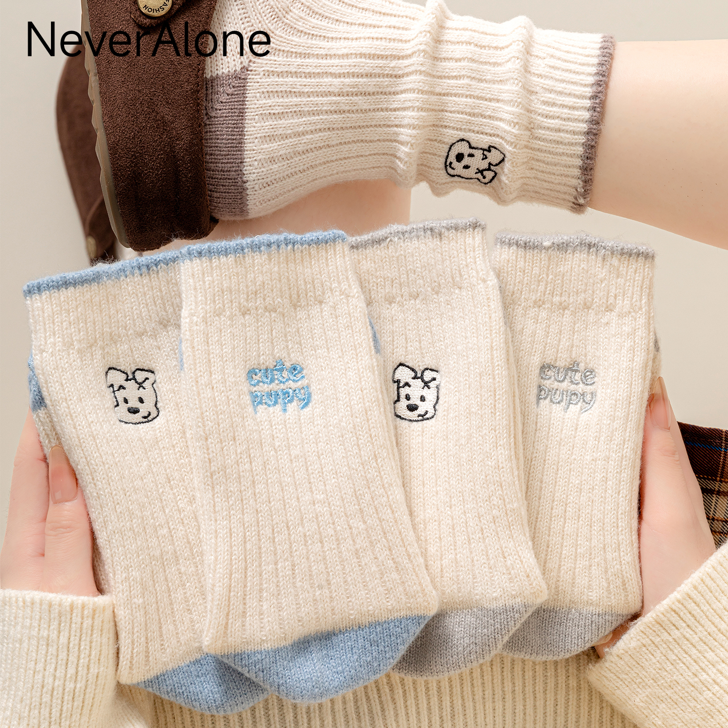 可爱袜子女白色秋冬款中筒袜