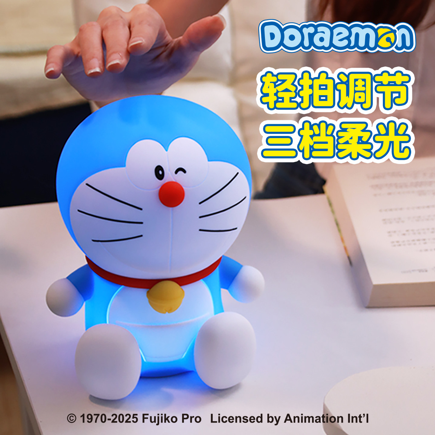 正版哆啦A梦小夜灯机器猫拍拍灯儿童伴睡柔光可爱卡通公仔床头灯图片