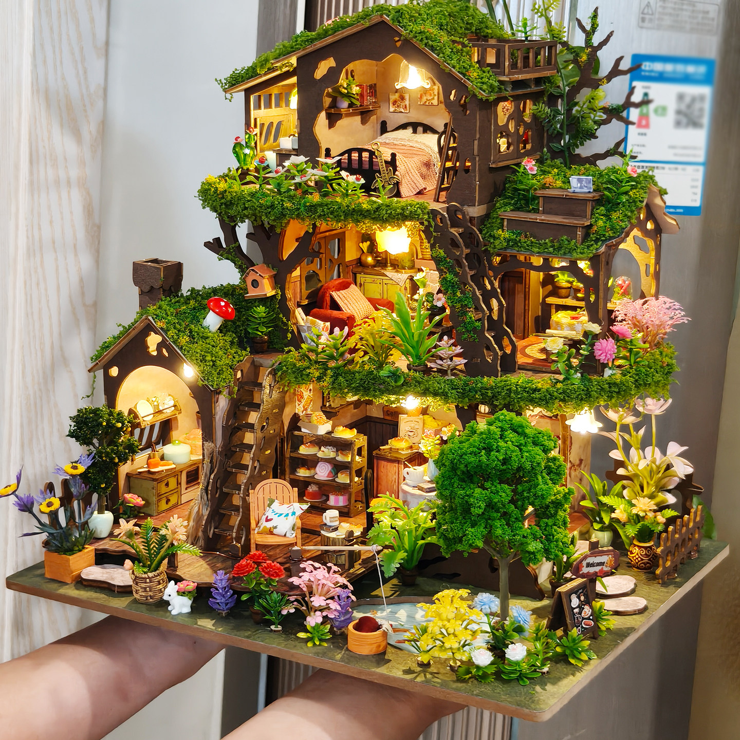 DIY小屋森林时光树屋小房子城堡别墅微缩模型积木玩具女生日礼物