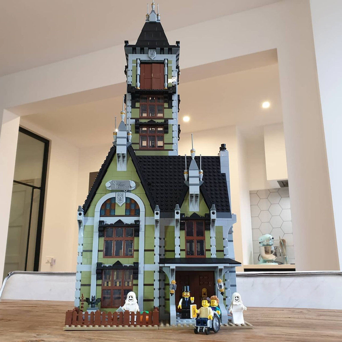 鬼屋跳楼机游乐场街景高难度积木成人版拼装玩具男孩礼物玩具