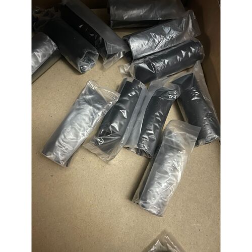详询客服:施耐德XB5系列指示灯专用安装套筒ZB5AZ905 塑料黑色＜