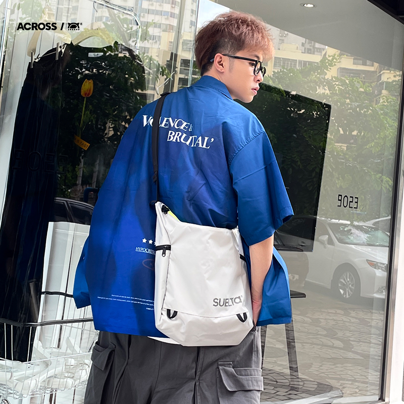 across斜挎包防泼水休闲邮差包
