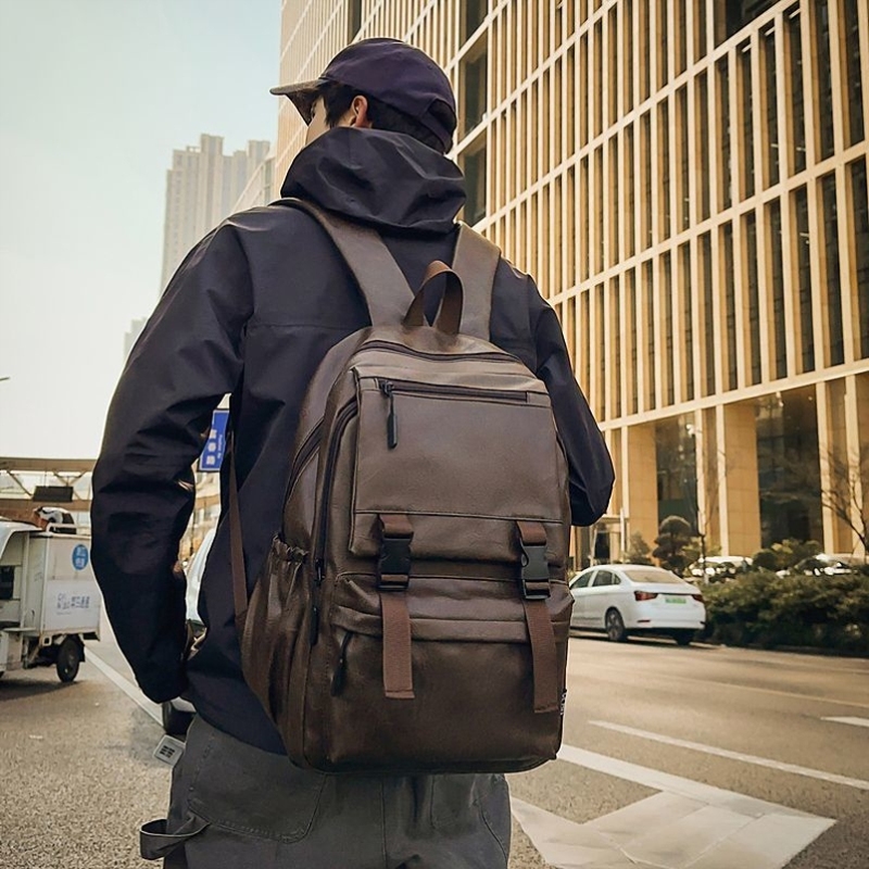 双肩包男款旅行大容量时尚2025大学生潮流休闲书包背包电脑包耐脏