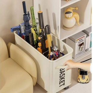 儿童玩具枪收纳筐夹缝带轮客厅男孩刀剑水枪长弓箭运动用品置物架