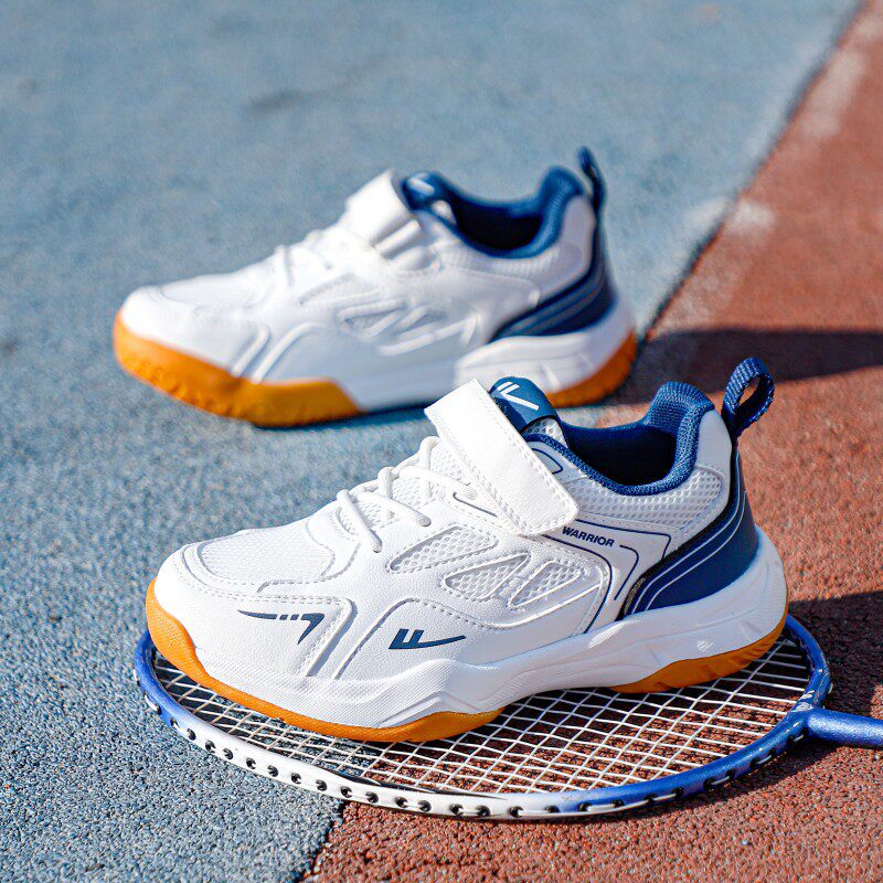 童鞋小学生运动训练透气网面儿童轻便魔术贴春秋防滑羽毛球