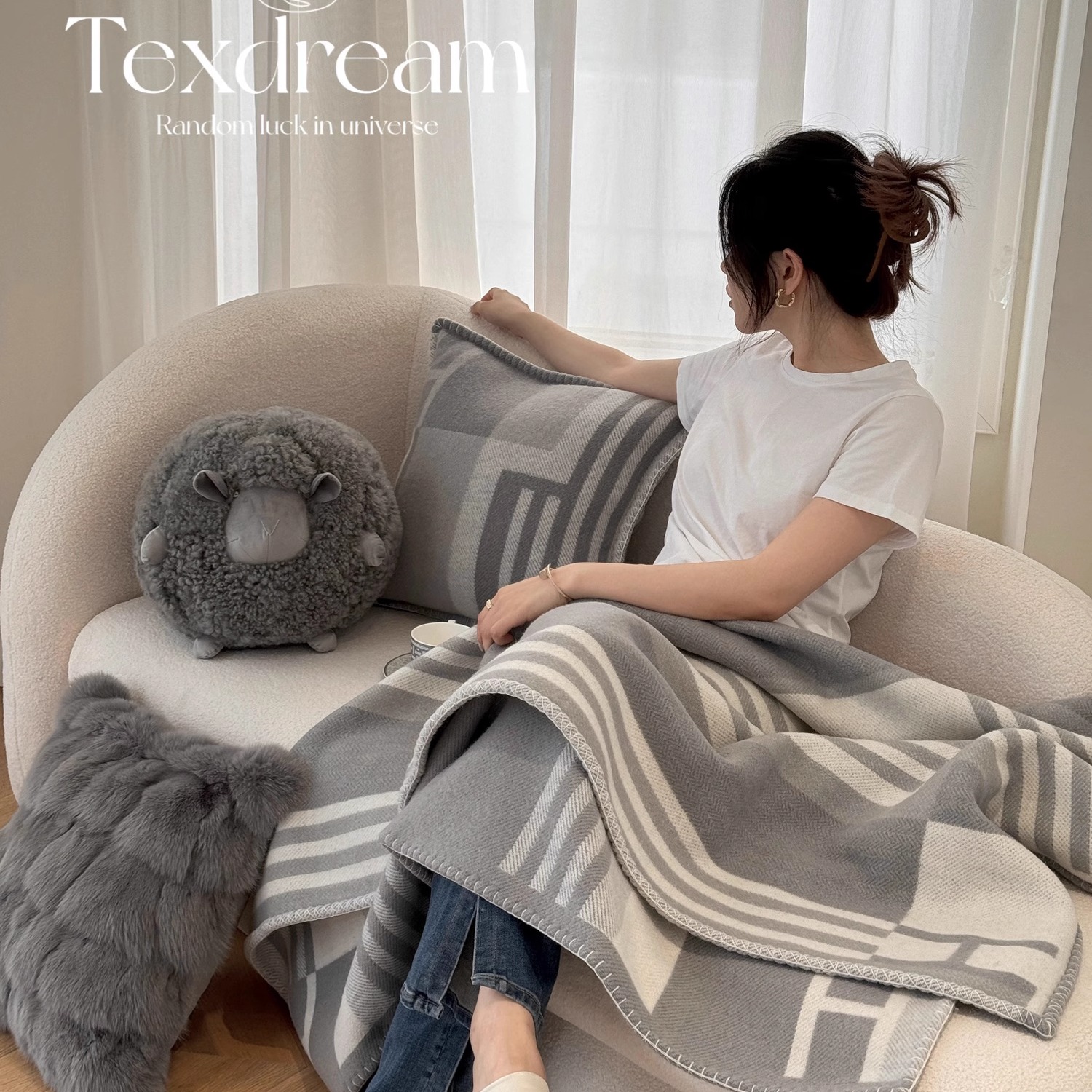Texdream态度 现代简约H羊绒抱枕客厅沙发靠垫轻奢羊毛软糯沙发毯