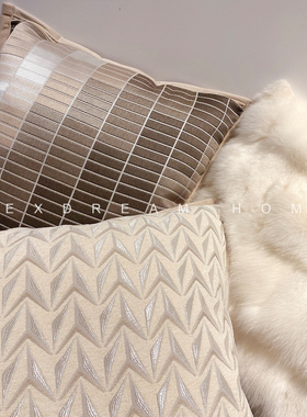 Texdream态度 白色轻奢狐狸毛抱枕样板间现代极简客厅沙发靠枕套