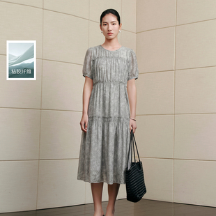 丽雪leisure2026夏季新款圆领连衣裙短袖木耳边长裙女